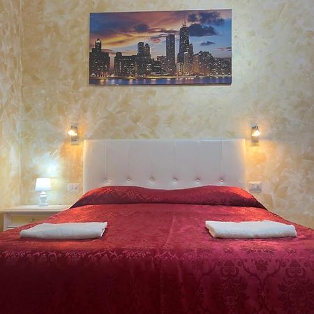 Monlight Guest House Рим Екстериор снимка