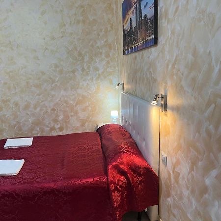 Monlight Guest House Рим Екстериор снимка